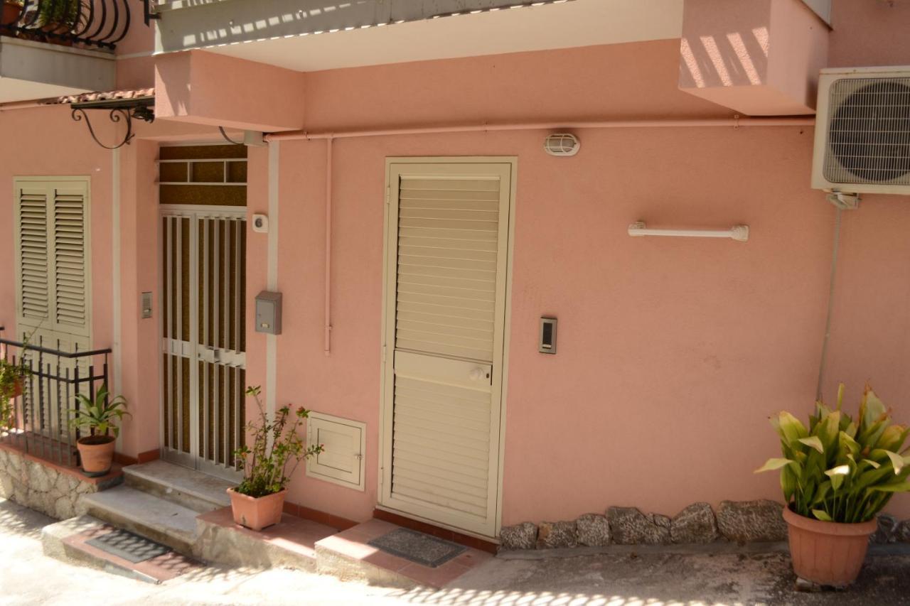 Casa Mare Naxos Flat - Home Holiday Giardini Naxos Exterior photo